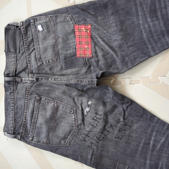 Never Worn Ralph Lauren Patchwork Denim! 30×30 true to size! Authentic - Picture 5 of 16